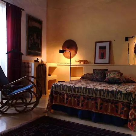 Sleeps 4 Pool Wifi * Güime