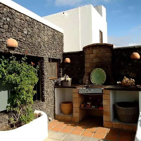 Sleeps 4 Pool Wifi Villa